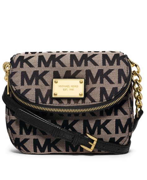 michael kors jet set item flap crossbody